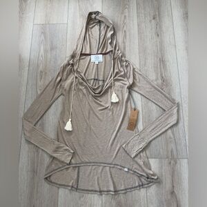 SLOANE ROUGE Women's Tan Hooded Top 🍂
*NEW WITH TAGS 🏷️